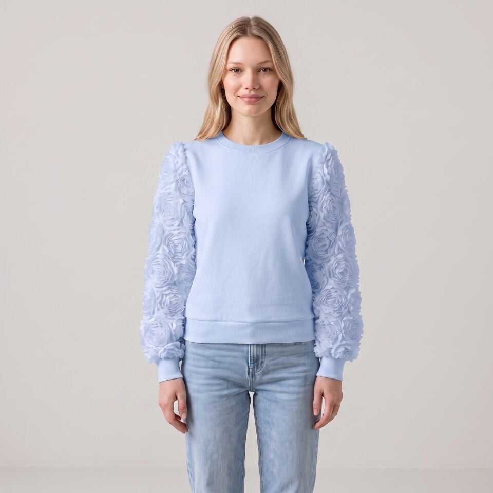 3D Gül Detaylı Kolları Olan Mavi Örme Sweatshirt