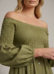 Yeşil Shirred Büzgülü Off-Shoulder Pamuk Poplin Midi Elbise